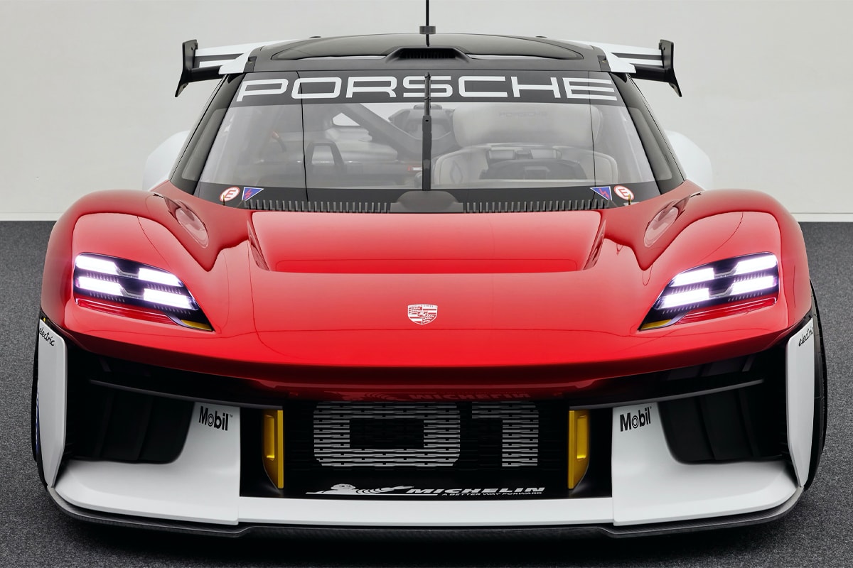 13 fast facts about Porsche's Mission R concept