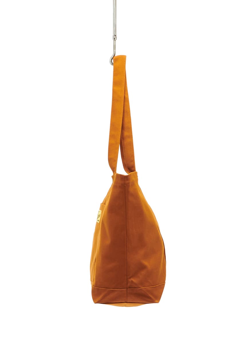 Raf Simons Oversized Canvas Tote Bag Fall Winter 2021 FW21 Cognac Green Red Antwerp Belgium Release Information Drop Date Runway Collection Accessories