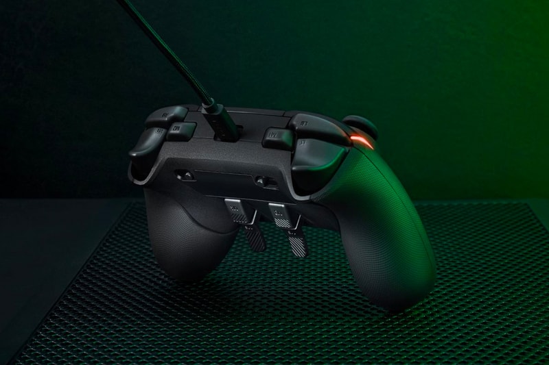 razer wolverine v2 chroma rgb lighting xbox series x s controller wired back trigger interchangeable joysticks esports 