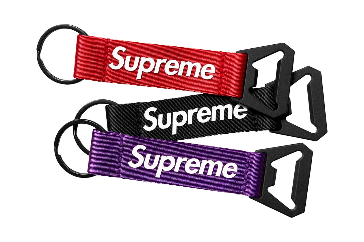 Supreme Fall Winter 2021 Week 5 Release Drop List Palace Skateboards UNIQLO UT Jeff Koons Balenciaga Fortnite BROCKHAMPTON Holiday HAVEN NOCTA COMME des GARÇONS Stüssy Thrasher EVISU