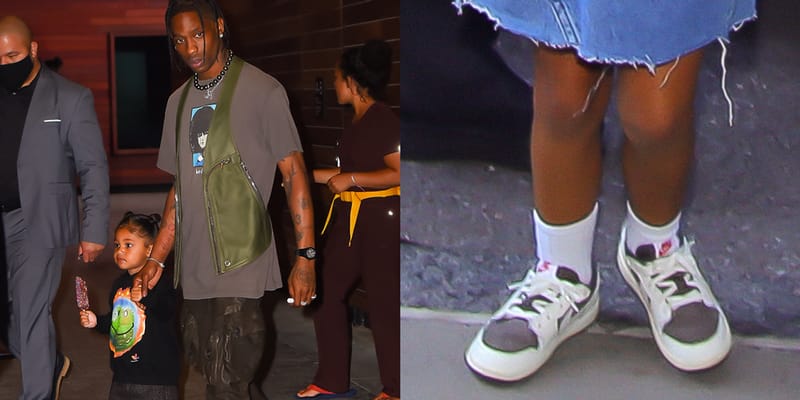 travis scott wearing jordan 1s