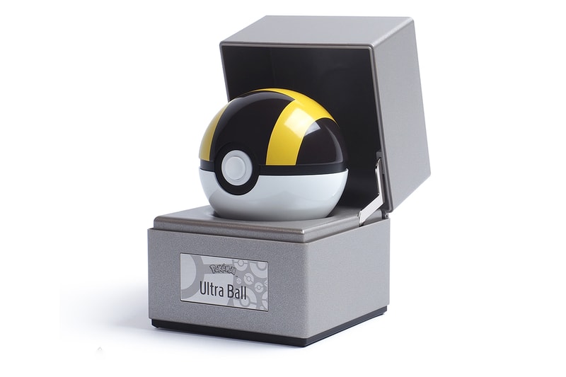 zavvi the wand company Pokémon ultra ball die cast premium replica toy collectible display grade 