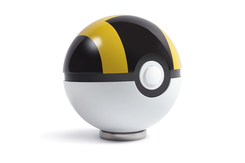 zavvi the wand company Pokémon ultra ball die cast premium replica toy collectible display grade 