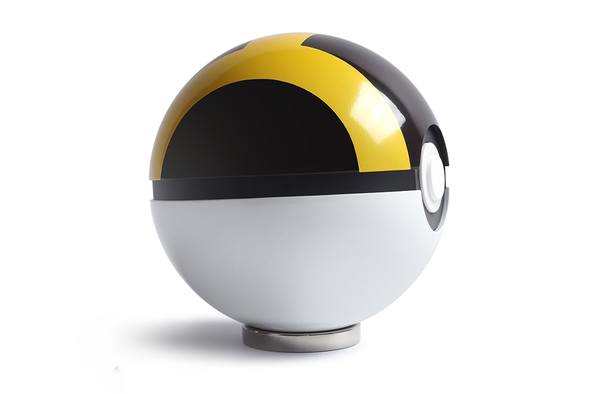 zavvi the wand company Pokémon ultra ball die cast premium replica toy collectible display grade 