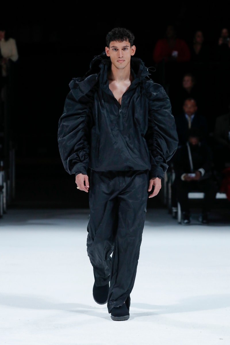 Bottega Veneta "Salon 03" Spring/Summer 2022 Bottega Firehouse Detroit Collection Runway Show Daniel Lee BV Bottega Green Seasonal Colors Trends Reports Fashion News