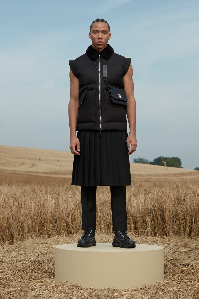 Burberry Fall/Winter 2021 Outerwear Looks Info release where to buy 