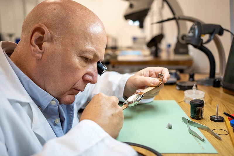 eBay UK Joins US and Japan In Offering Free Authenticity Guarantee Service On All Luxury Watch Sales In The UK