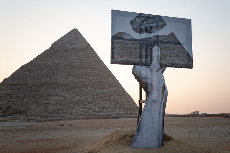 Giza Egypt Pyramids "Forever is Now" Art Exhibition UNESCO Simon Watson Art D'Égypte