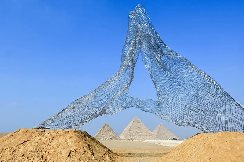 Giza Egypt Pyramids "Forever is Now" Art Exhibition UNESCO Simon Watson Art D'Égypte