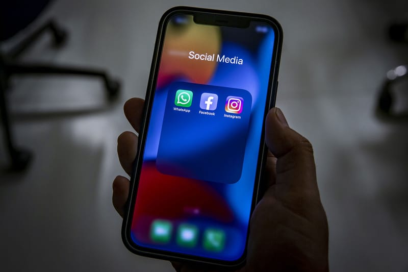 Facebook, Instagram and WhatsApp Experience Biggest Outage Since 2008
