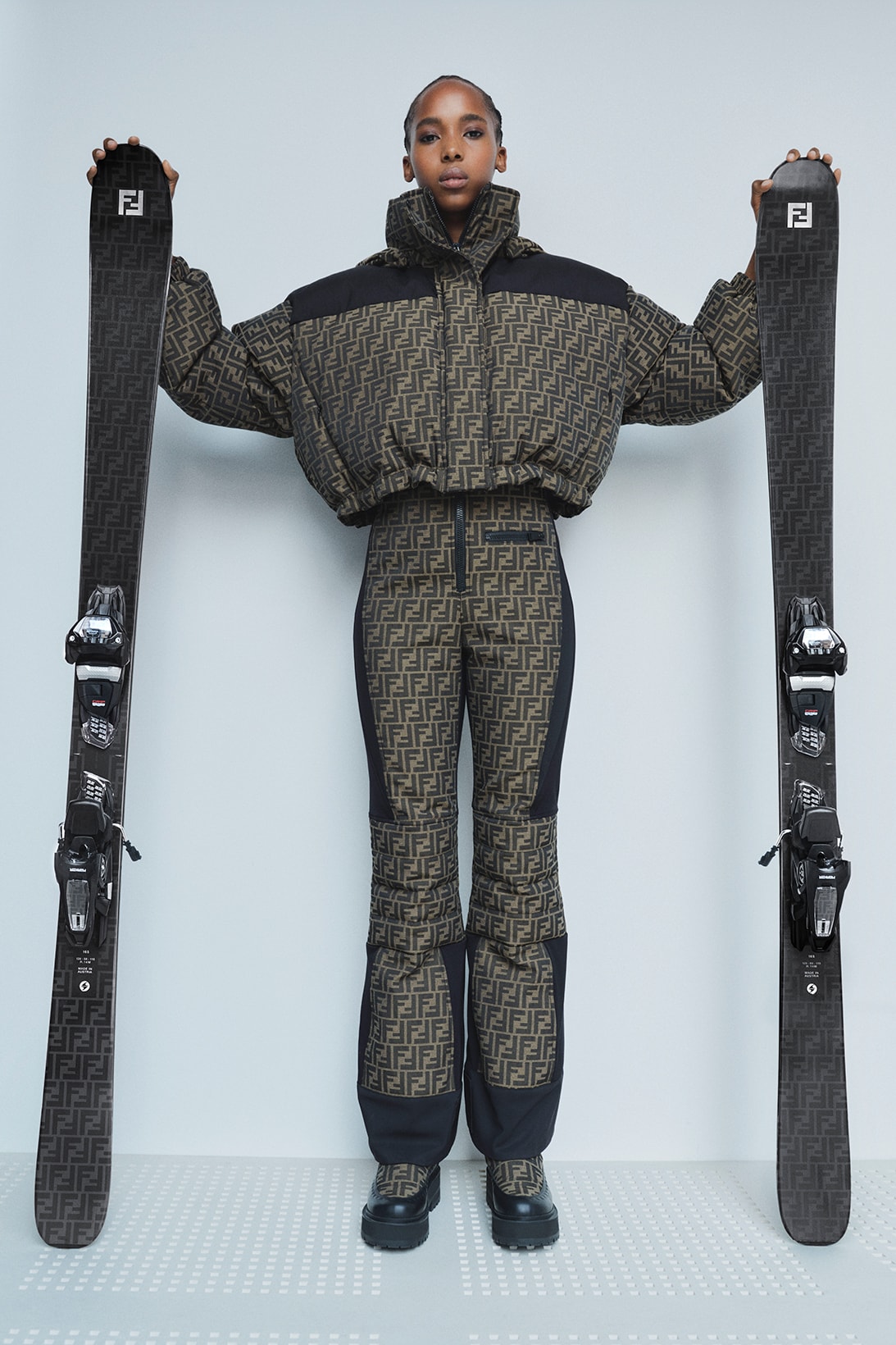 FF high-rise ski pants in grey - Fendi