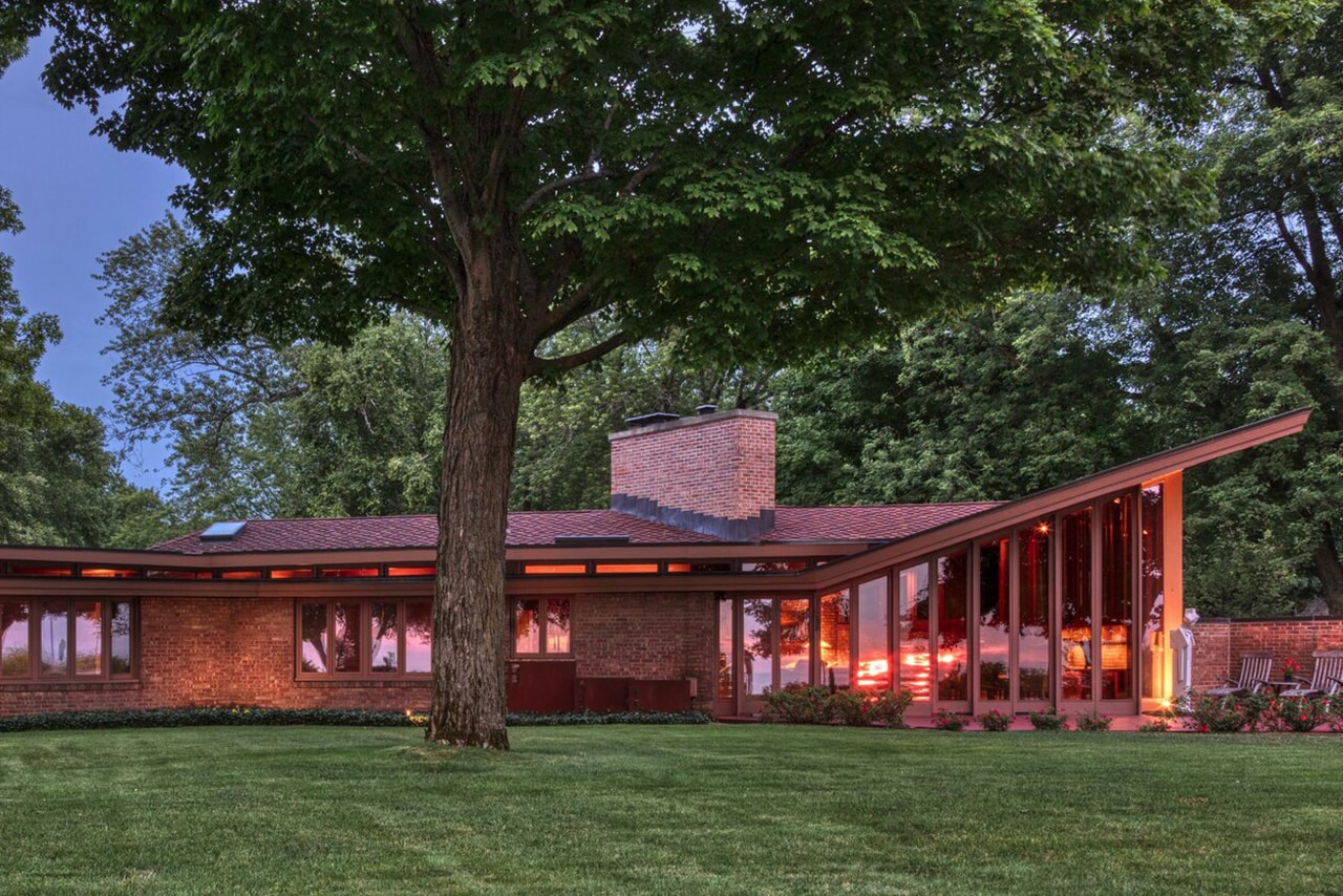 Lake Michigan Home Designed By Frank Lloyd Wright Hits The Market For The First Time In Quarter of A Century