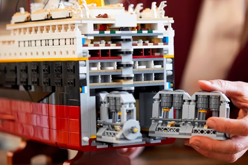 LEGO 9090 Piece RMS Titanic Largest Official Set Ever 1.35 meters 135 cm largest biggest longest maritime cruise ship stand nameplate three instruction books release info 