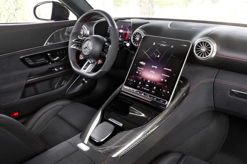 Mercedes-AMG SL 2022 Soft Top Roadster Convertible SL63 SL55 V8 4MATIC+ Active Aerodynamics Sportscar German Release Information Price Speed Performance