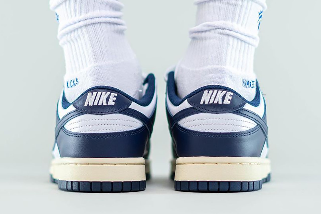 Nike Dunk Low Aged navy