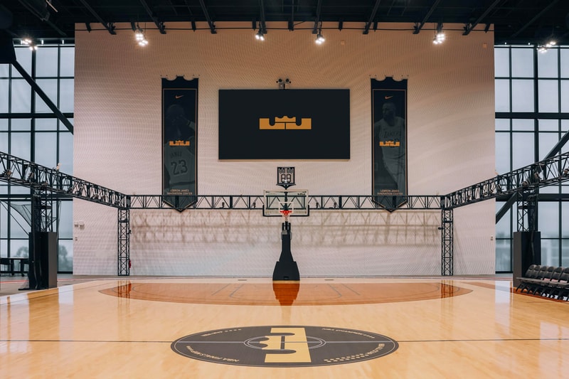 Nike Unveils LeBron James Innovation Center strive for greatness nike sport research lab nsrl motion-capture installation nike explore team athletes basketball court endurance strack 