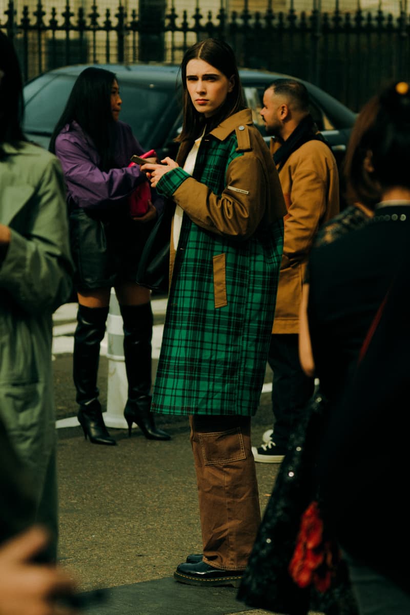 Paris Fashion Week SS22 Women Street Style Looks pfw louis vuitton balenciaga givenchy miu miu thom browne fashion Paris Fashion Week SS22 Street Style Paris Fashion Week ss22 Street Style Shows off Masterful Layering and Oversized Tailoring streetstyle street style