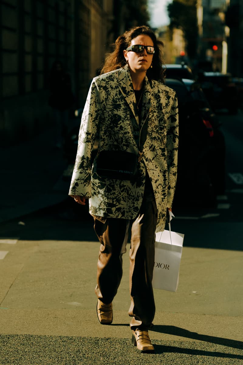 Paris Fashion Week SS22 Women Street Style Looks pfw louis vuitton balenciaga givenchy miu miu thom browne fashion Paris Fashion Week SS22 Street Style Paris Fashion Week ss22 Street Style Shows off Masterful Layering and Oversized Tailoring streetstyle street style