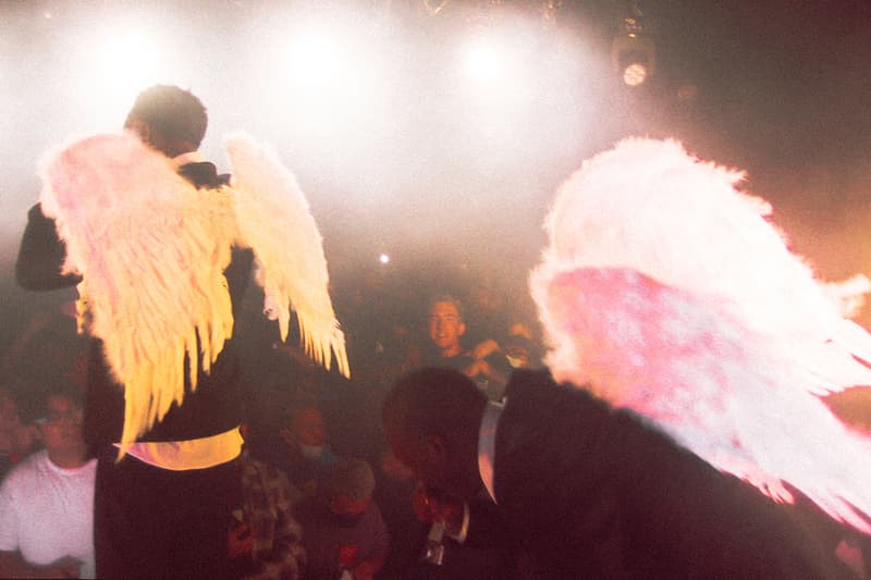 paris texas hip-hop rock n roll rap rockstar tour babys all right los angeles duo red hand akimbo