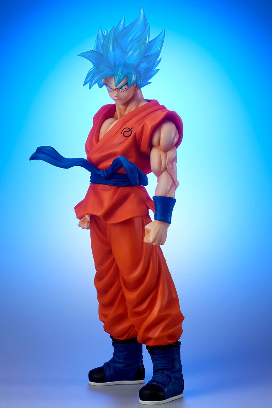 Premium Bandai dragon ball super Goku Super Saiyan blue God 18 inch figure