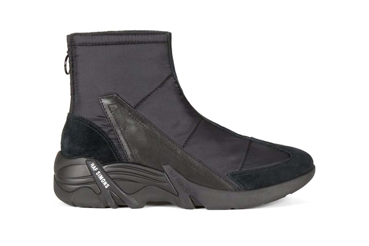 Raf Simons (RUNNER) Fall/Winter 2021 FW21 Range Machine-A London Concept Store Stockists For Sale Drop Date Closer First Look Runway Footwear Shoes Boots Sneakers Cycloid-4-2001 - Black Cylon-22 Solaris-22