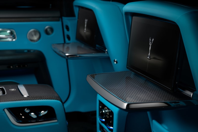 Rolls-Royce Black Badge Ghost 6.75-Liter V12 600 PS Technical Carbon Fiber Veneer Sporty Four Door Luxury British Car Limo Phantom Cullinan Wraith RR