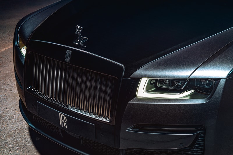 Rolls-Royce Black Badge Ghost 6.75-Liter V12 600 PS Technical Carbon Fiber Veneer Sporty Four Door Luxury British Car Limo Phantom Cullinan Wraith RR
