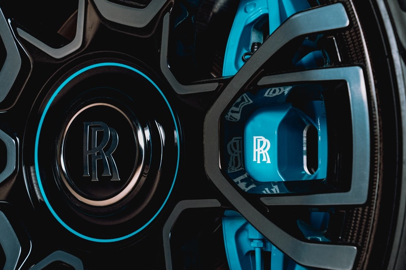 Rolls-Royce Black Badge Ghost 6.75-Liter V12 600 PS Technical Carbon Fiber Veneer Sporty Four Door Luxury British Car Limo Phantom Cullinan Wraith RR