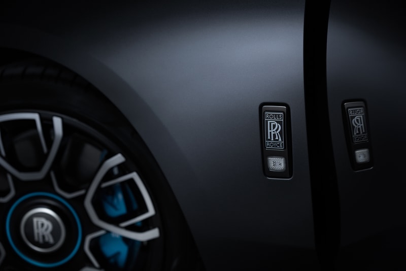 Rolls-Royce Black Badge Ghost 6.75-Liter V12 600 PS Technical Carbon Fiber Veneer Sporty Four Door Luxury British Car Limo Phantom Cullinan Wraith RR