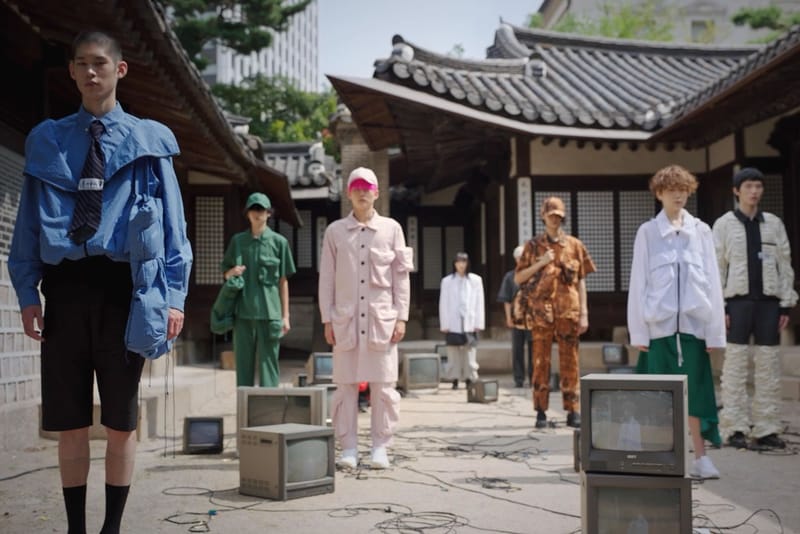 SS22 Seoul Fashion Week Merges Fashion and History Into One