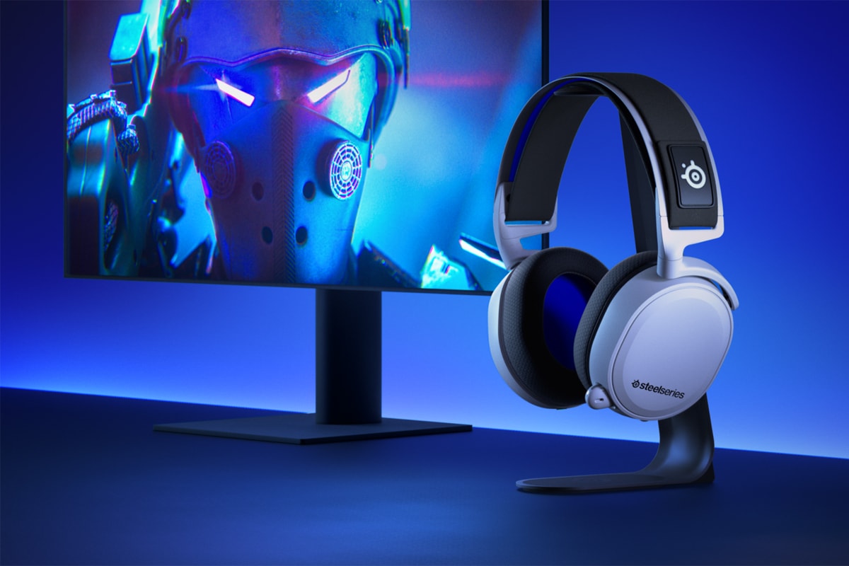 steelseries arctis pc playstation 4 5 headsets gaming peripherals 7 7p plus wireless usb c 30 hours battery life extended 
