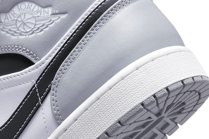 Air Jordan 1 Mid fall winter light smoke grey Release Info 554724-078 Date Buy Price colorway 