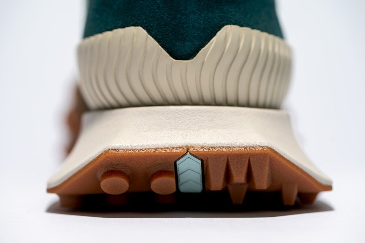 New Balance xc-72 concept car 327 237 retro futurism 