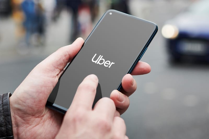 Uber Can Now Help Track Flights and Adjust Reservations If You're Running Late