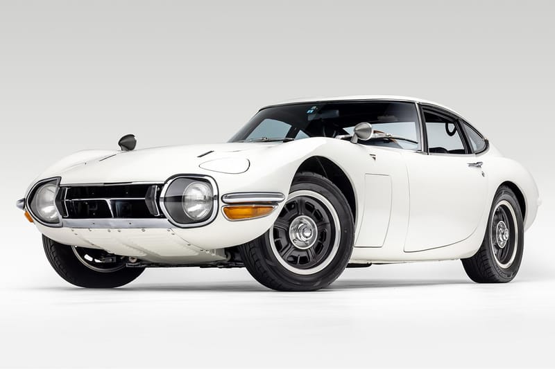 Rare 1968 Toyota 2000GT Sells for $850,000 USD