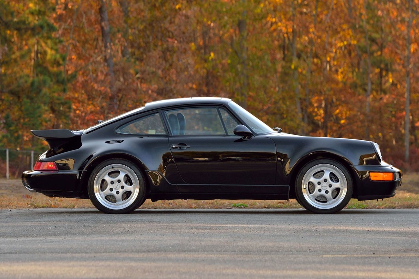 Actual 1994 Porsche 911 Turbo From 'Bad Boys' Officially up for Mecum Auctions porsche michael bay will smith tea leoni theresa randle 