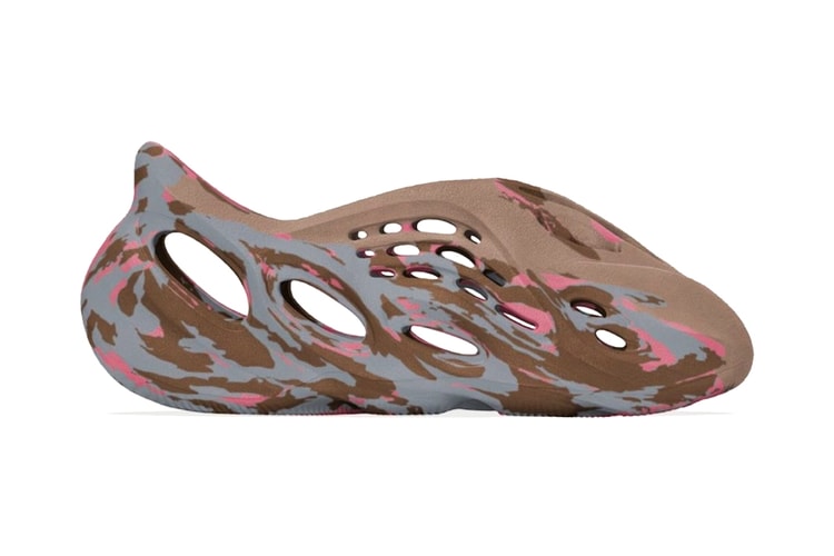 The adidas YEEZY Foam Runner "MX Sand Grey" Arrives This December