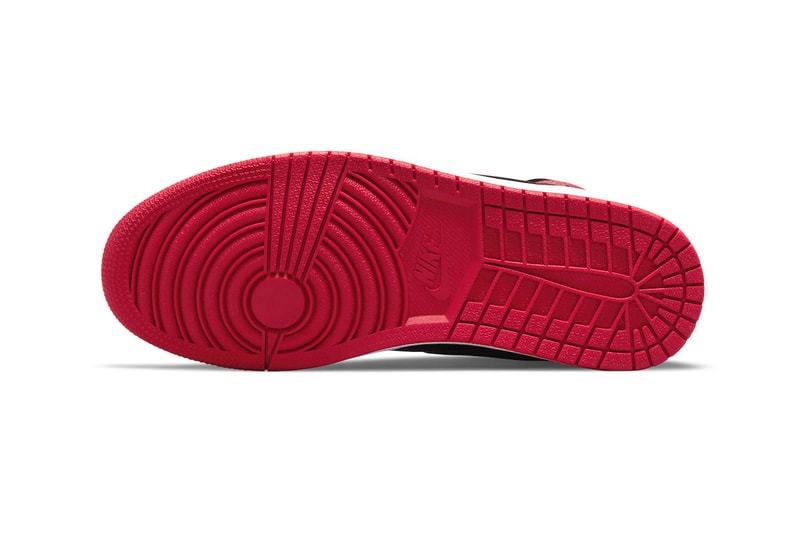 Air Jordan 1 High OG Bred Patent Official Look Release Info 555088-063 Date Buy Price Black White Varsity Red