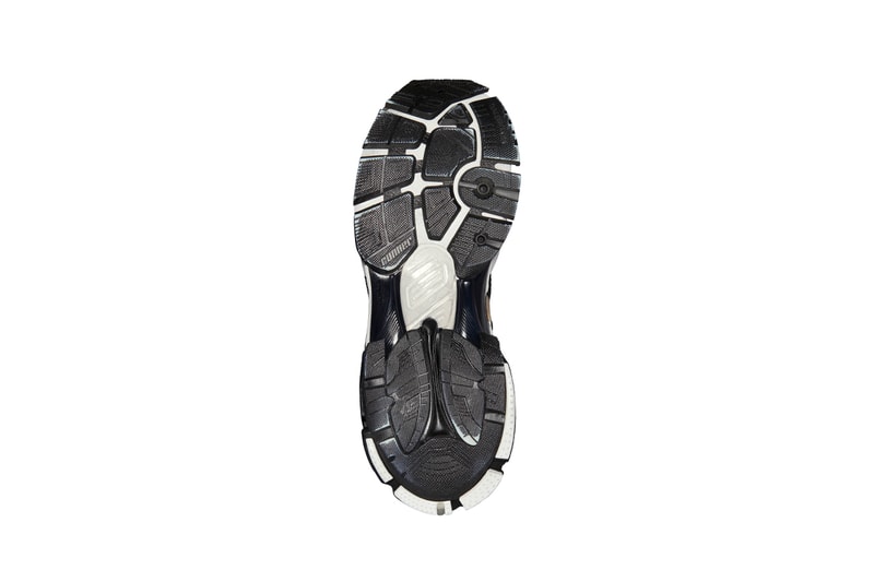 Balenciaga Runner Black White Mesh Fall Winter 2021 Footwear Sneaker Retro Demna Gvasalia Chunky Shoes Designer For Sale Where to Buy Release Information Drop Date