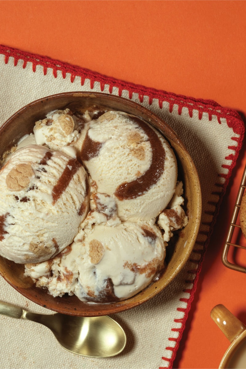Baskin-Robbins Turkey Cake Snickerdoodle Chai thanksgiving 2021 Release