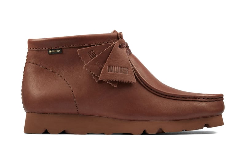 clarks men's wallabee boot gtx chukka