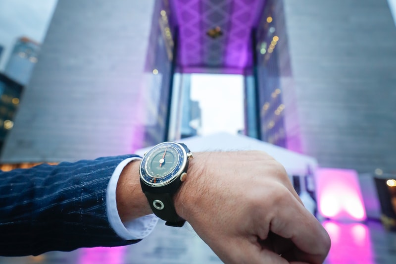 dubai watch week gate hublot chopard rolex audemars piguet patek nft crypto horology timepiece 