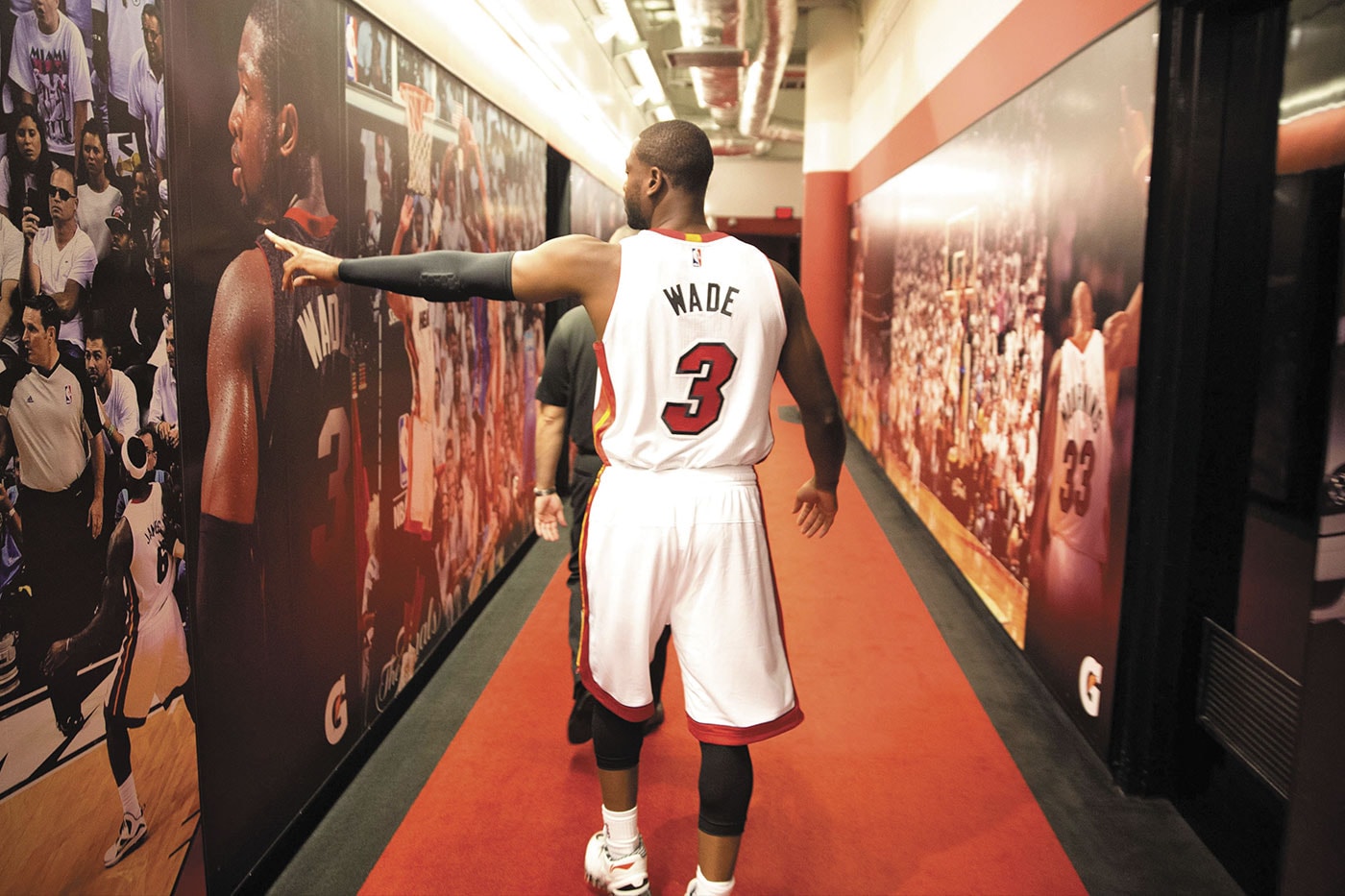 Dwyane Wade Is More Than Just a Basketball Player memoir NBA champion miami heat cleveland cavaliers lebron james gabrielle union li-ning jordan brand nike footwear
