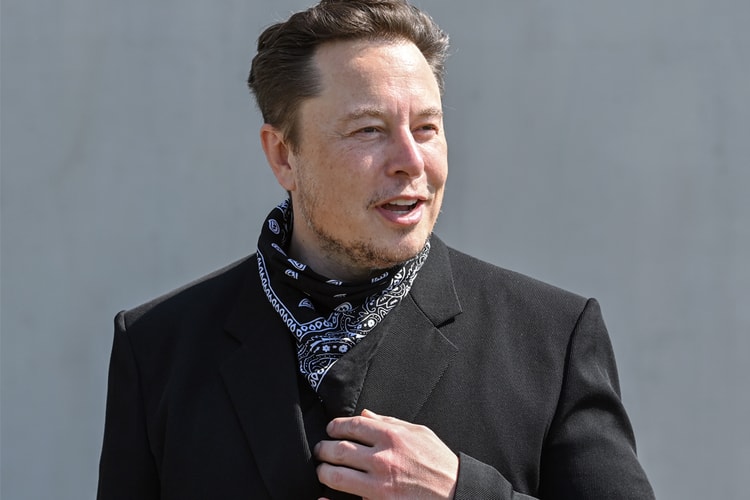 Elon Musk Spars With Bernie Sanders on Twitter Over Taxes