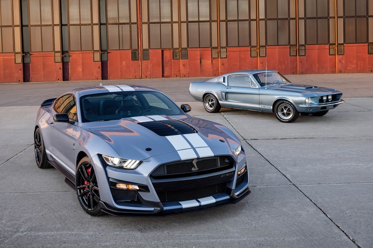 Ford Takes It Back to 1967 With Brittany Blue "Heritage Edition" Mustang Shelby GT500