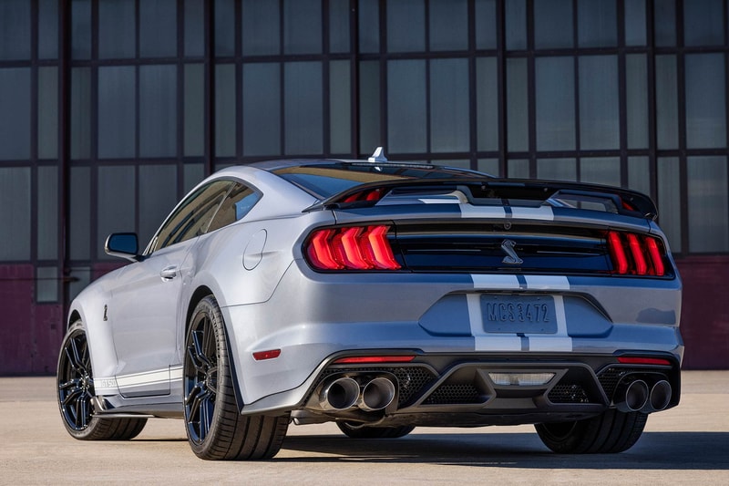 Ford 2022 Mustang Shelby GT500 Heritage Edition release sports cars racing mopar supercharged American Muscle 