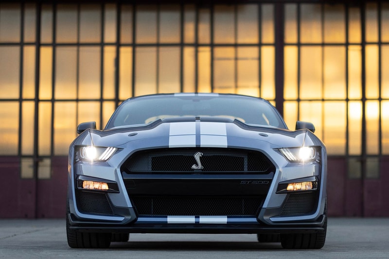 Ford 2022 Mustang Shelby GT500 Heritage Edition release sports cars racing mopar supercharged American Muscle 
