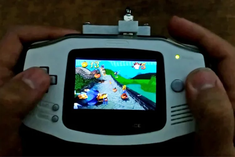 Hacker Manages to Run PlayStation Games on a Game Boy Advance