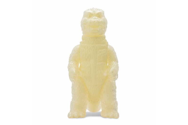HBX collaborates with secret base harajuku toy company high end low vinyl models hiddy spongbob astro boy marshmallow man rat fink glue x-ray gashapon verdy bounty hunter raffle plush dolls vinyls release event info