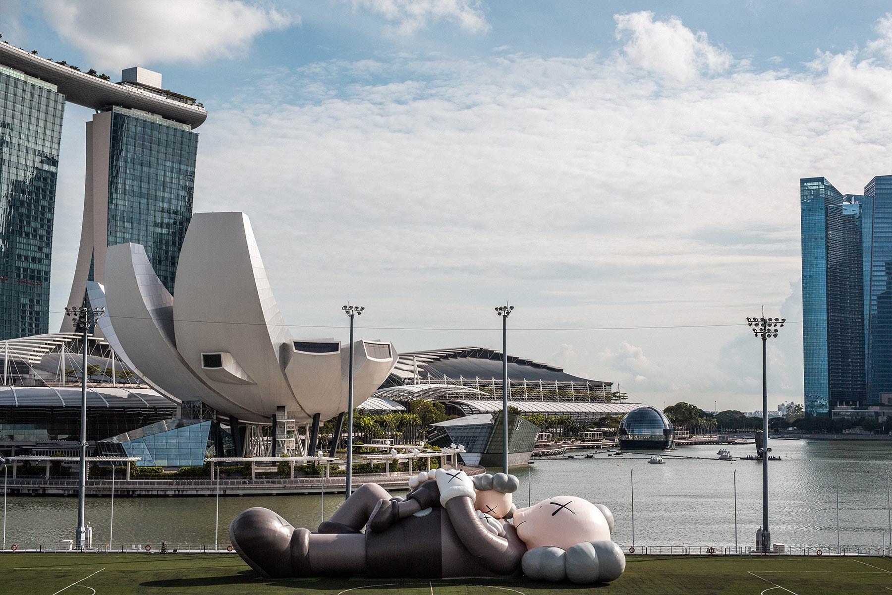 'KAWS:HOLIDAY' Singapore hypebeast recap singapore art companion arr allrightsreserved art installations pop-ups travel 